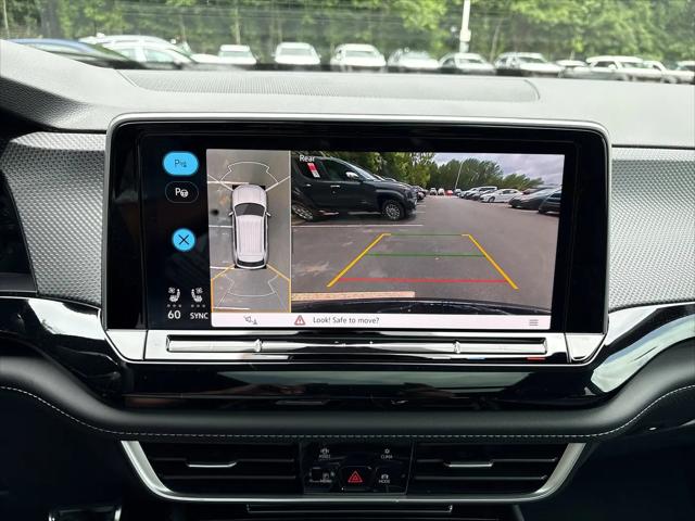 2026 Volkswagen Atlas Cross Sport SEL Premium R-Line