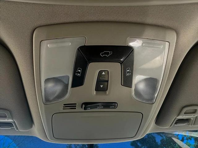 2017 Toyota Sienna XLE 8 Passenger