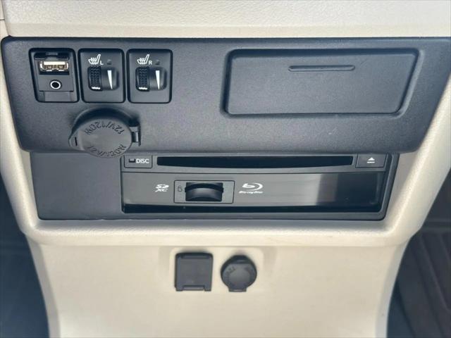 2017 Toyota Sienna XLE 8 Passenger