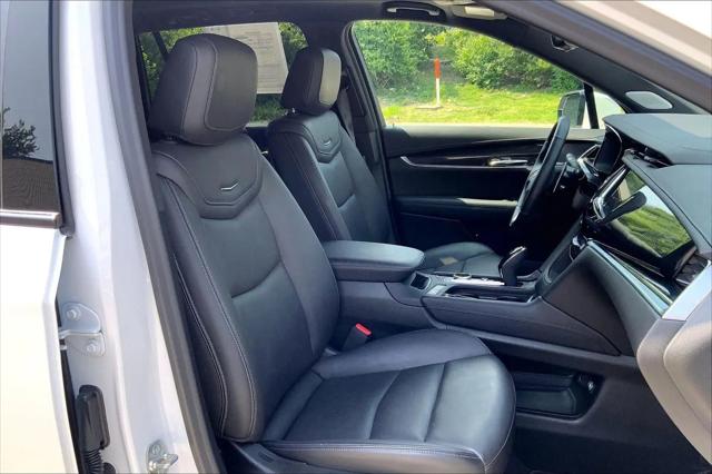 2025 Cadillac XT6 AWD Sport
