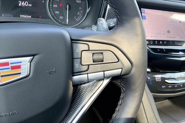 2025 Cadillac XT6 AWD Sport