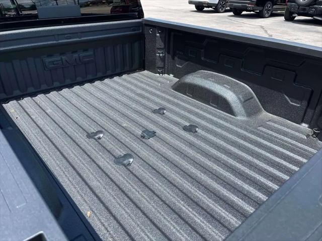 2026 GMC Sierra 2500HD Crew Cab, Standard Bed, AT4, 4WD