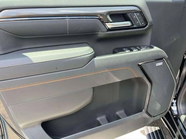 2026 GMC Sierra 2500HD Crew Cab, Standard Bed, AT4, 4WD