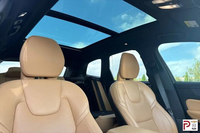 2022 Volvo XC60 Recharge T8 Inscription