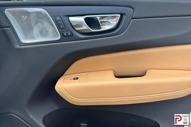 2022 Volvo XC60 Recharge T8 Inscription