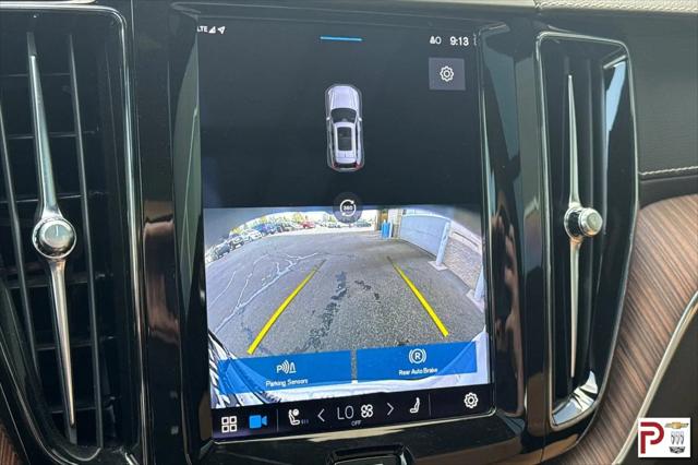 2022 Volvo XC60 Recharge T8 Inscription