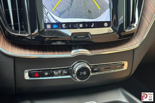 2022 Volvo XC60 Recharge T8 Inscription
