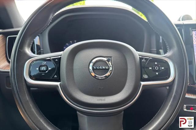 2022 Volvo XC60 Recharge T8 Inscription