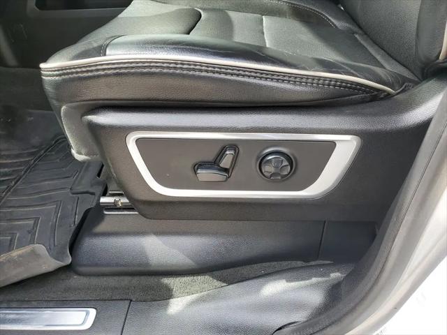 2019 Ram 1500 Laramie Crew Cab 4x4 5'7" Box