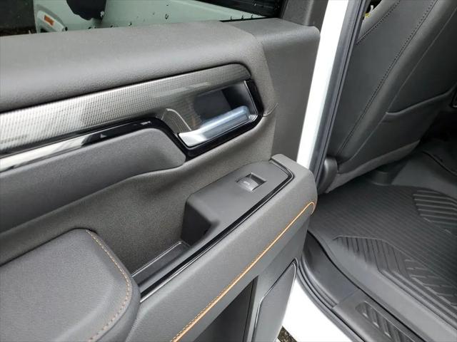 2026 GMC Sierra 2500HD Crew Cab, Standard Bed, AT4, 4WD