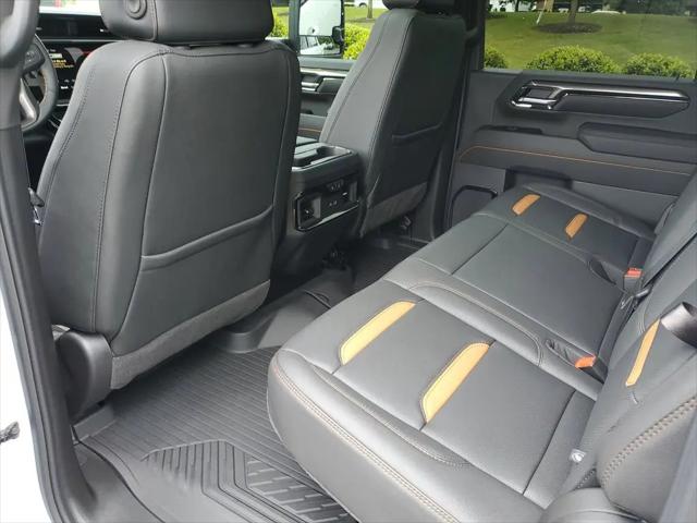 2026 GMC Sierra 2500HD Crew Cab, Standard Bed, AT4, 4WD