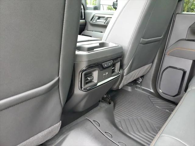 2026 GMC Sierra 2500HD Crew Cab, Standard Bed, AT4, 4WD