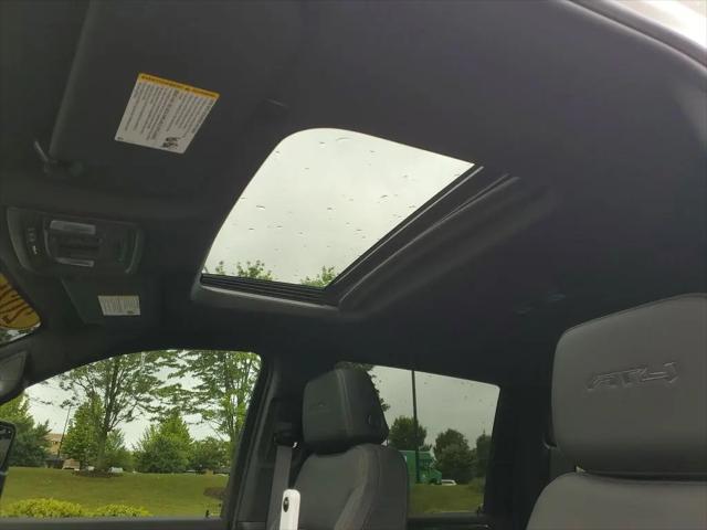 2026 GMC Sierra 2500HD Crew Cab, Standard Bed, AT4, 4WD