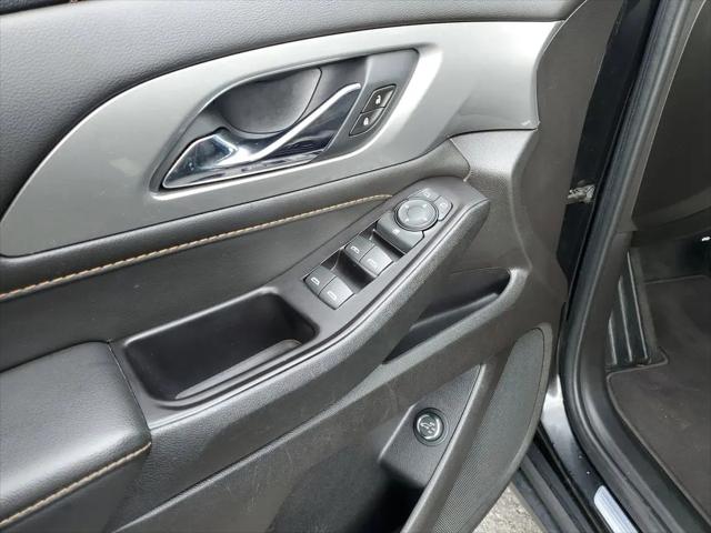 2020 Chevrolet Traverse FWD LT Cloth