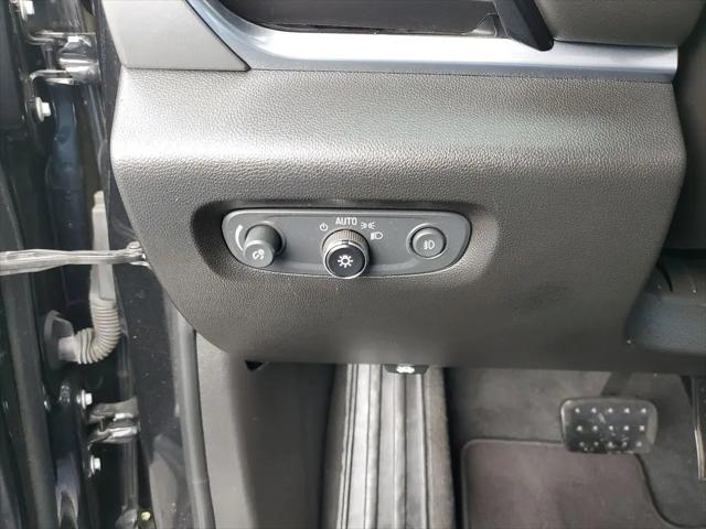 2020 Chevrolet Traverse FWD LT Cloth