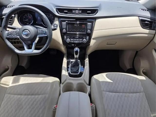 2020 Nissan Rogue SV FWD