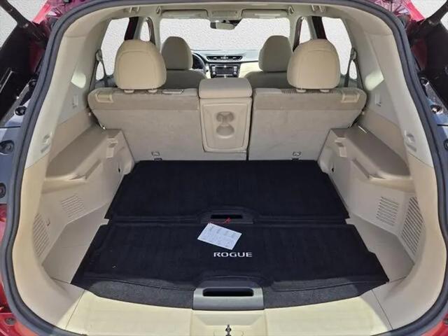 2020 Nissan Rogue SV FWD
