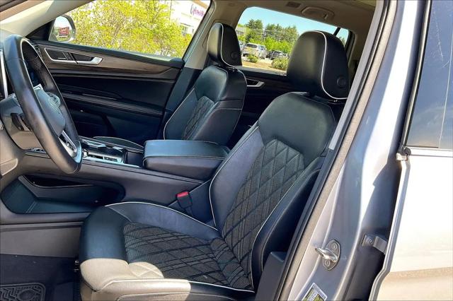 2024 Volkswagen Atlas 2.0T SEL Premium R-Line