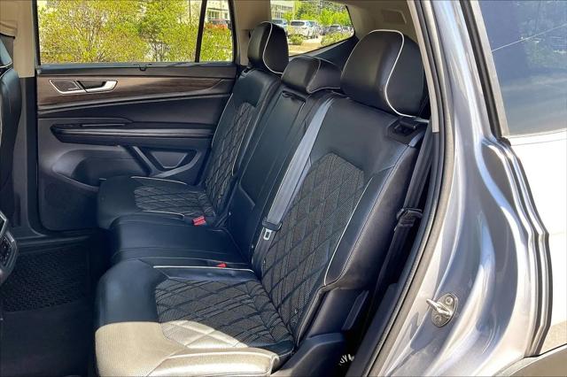 2024 Volkswagen Atlas 2.0T SEL Premium R-Line