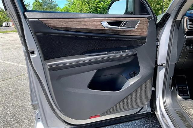 2024 Volkswagen Atlas 2.0T SEL Premium R-Line