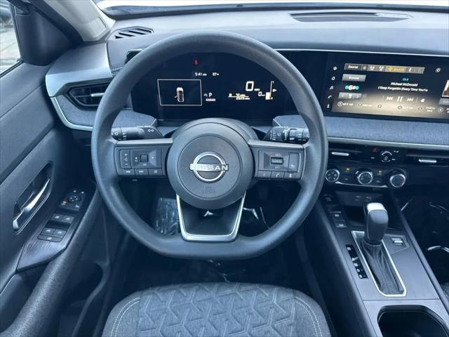 2025 Nissan Kicks SV FWD