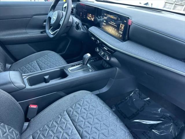 2025 Nissan Kicks SV FWD