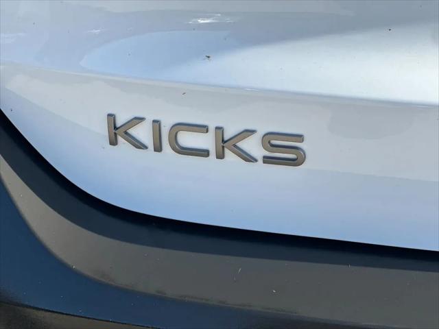 2025 Nissan Kicks SV FWD