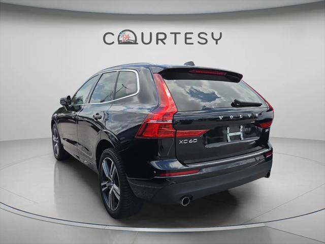 2021 Volvo XC60 T5 Momentum