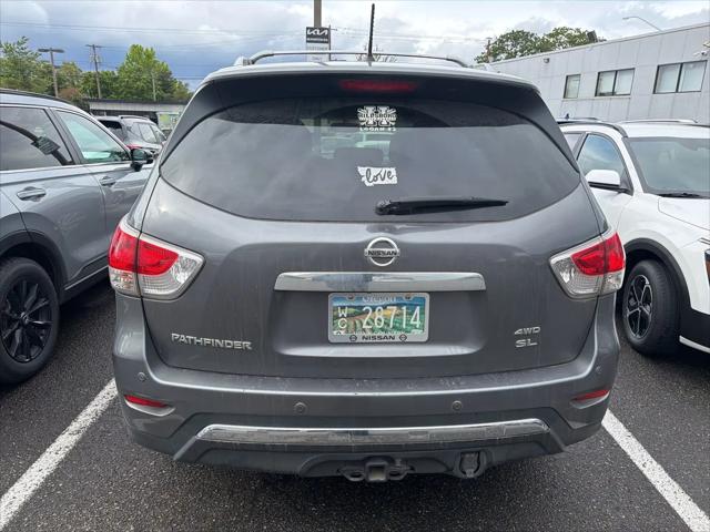 2016 Nissan Pathfinder SL