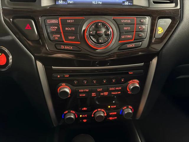 2016 Nissan Pathfinder SL
