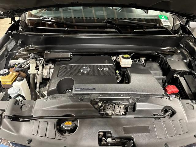 2016 Nissan Pathfinder SL