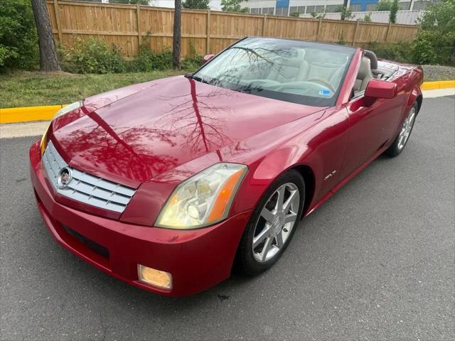 2004 Cadillac XLR Standard