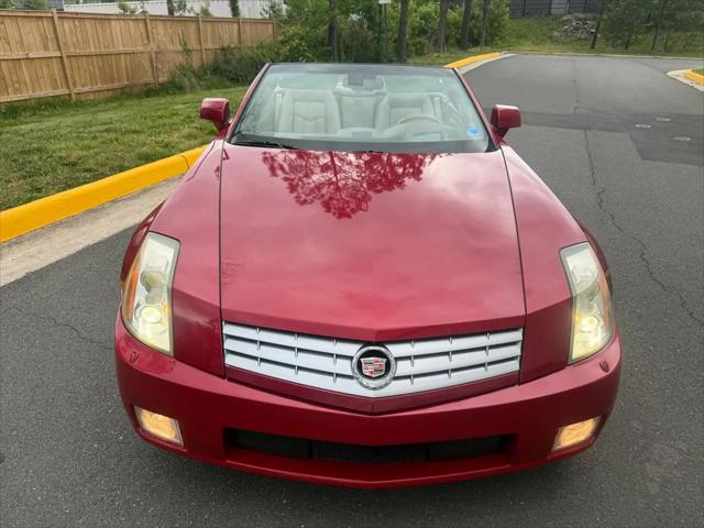 2004 Cadillac XLR Standard