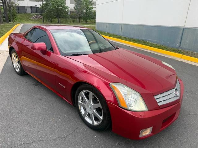 2004 Cadillac XLR Standard