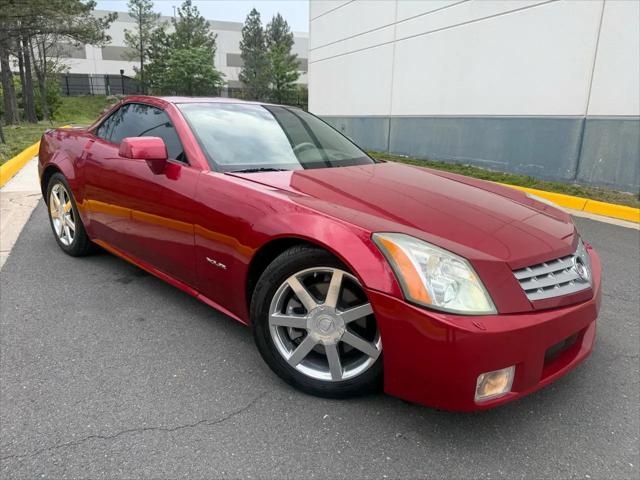 2004 Cadillac XLR Standard