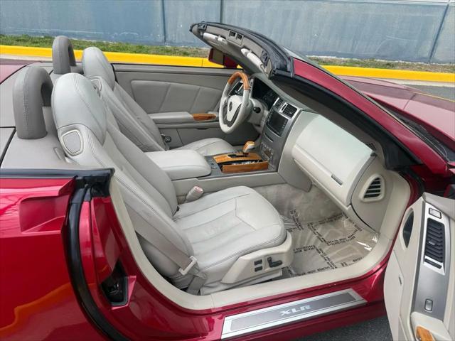 2004 Cadillac XLR Standard