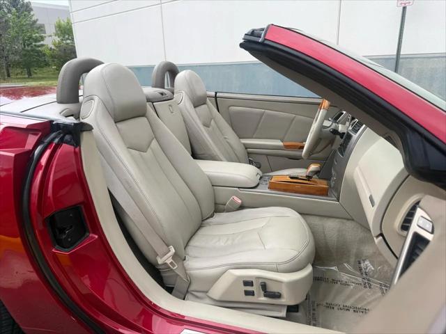 2004 Cadillac XLR Standard