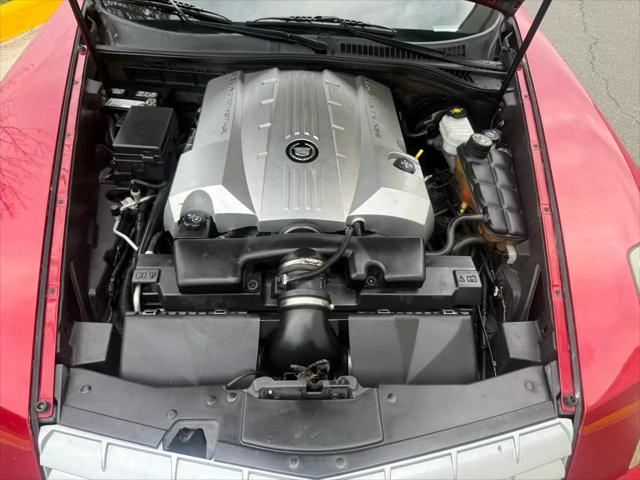 2004 Cadillac XLR Standard