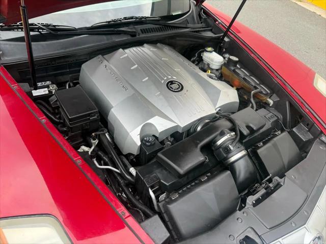 2004 Cadillac XLR Standard