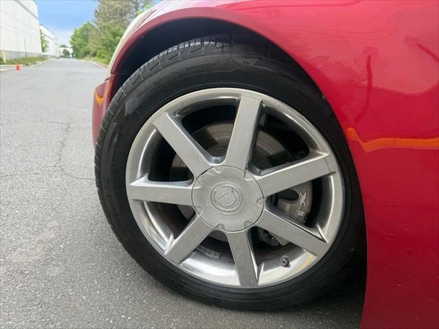 2004 Cadillac XLR Standard