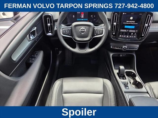 2026 Volvo XC40 Core, B5 AWD Gas (mild hybrid), Dark