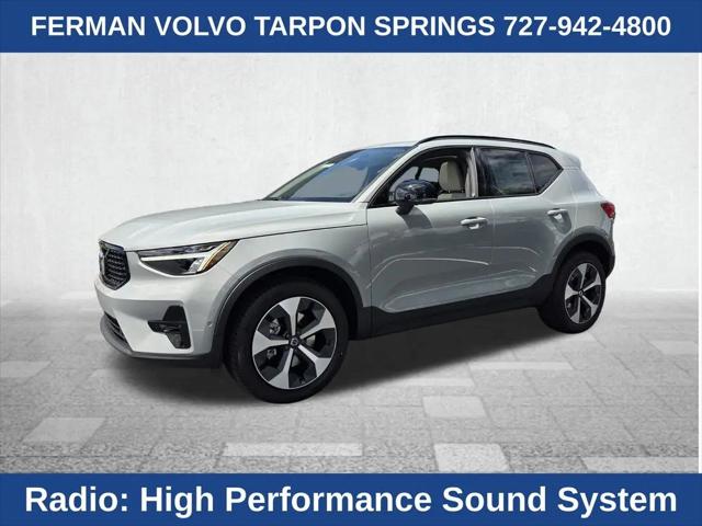 2026 Volvo XC40 Plus, B5 AWD Gas (mild hybrid), Dark