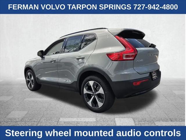 2026 Volvo XC40 Plus, B5 AWD Gas (mild hybrid), Dark