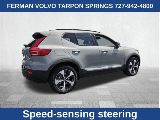 2026 Volvo XC40 Plus, B5 AWD Gas (mild hybrid), Dark