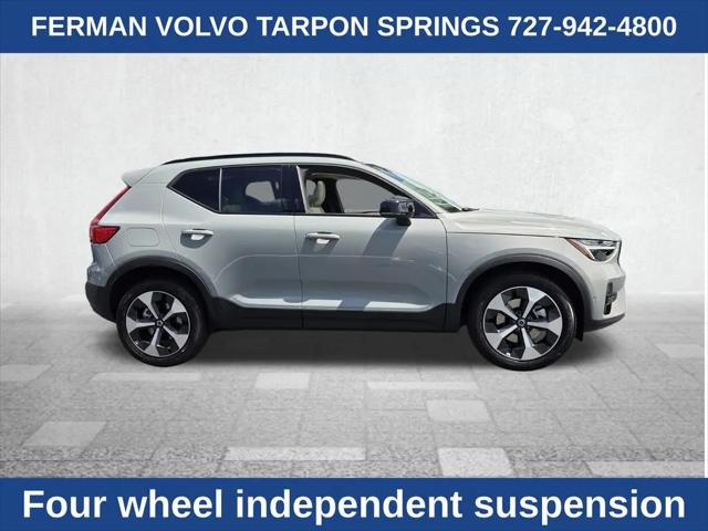 2026 Volvo XC40 Plus, B5 AWD Gas (mild hybrid), Dark