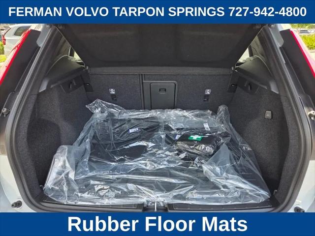 2026 Volvo XC40 Plus, B5 AWD Gas (mild hybrid), Dark