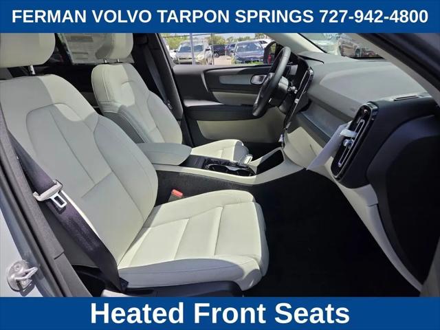 2026 Volvo XC40 Plus, B5 AWD Gas (mild hybrid), Dark