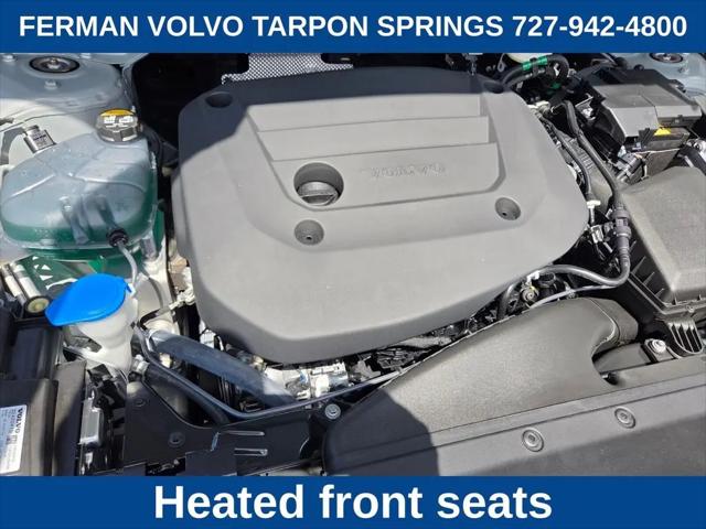 2026 Volvo XC40 Plus, B5 AWD Gas (mild hybrid), Dark