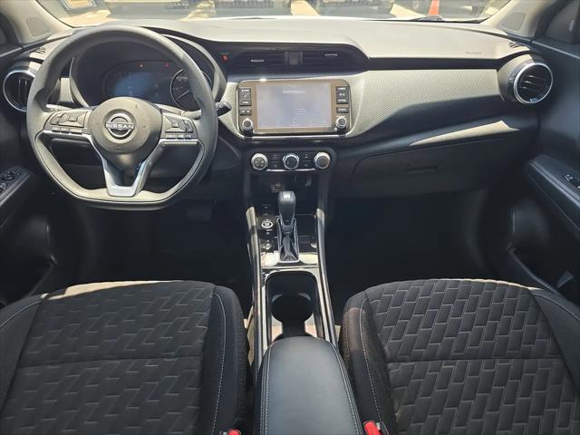 2023 Nissan Kicks SV Xtronic CVT