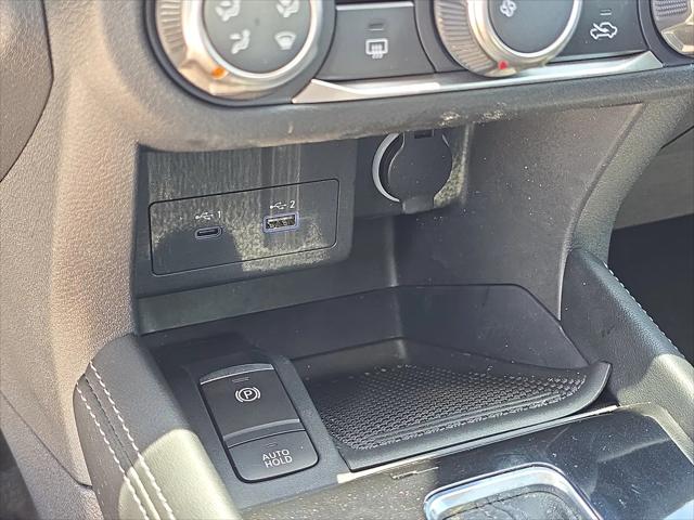 2023 Nissan Kicks SV Xtronic CVT